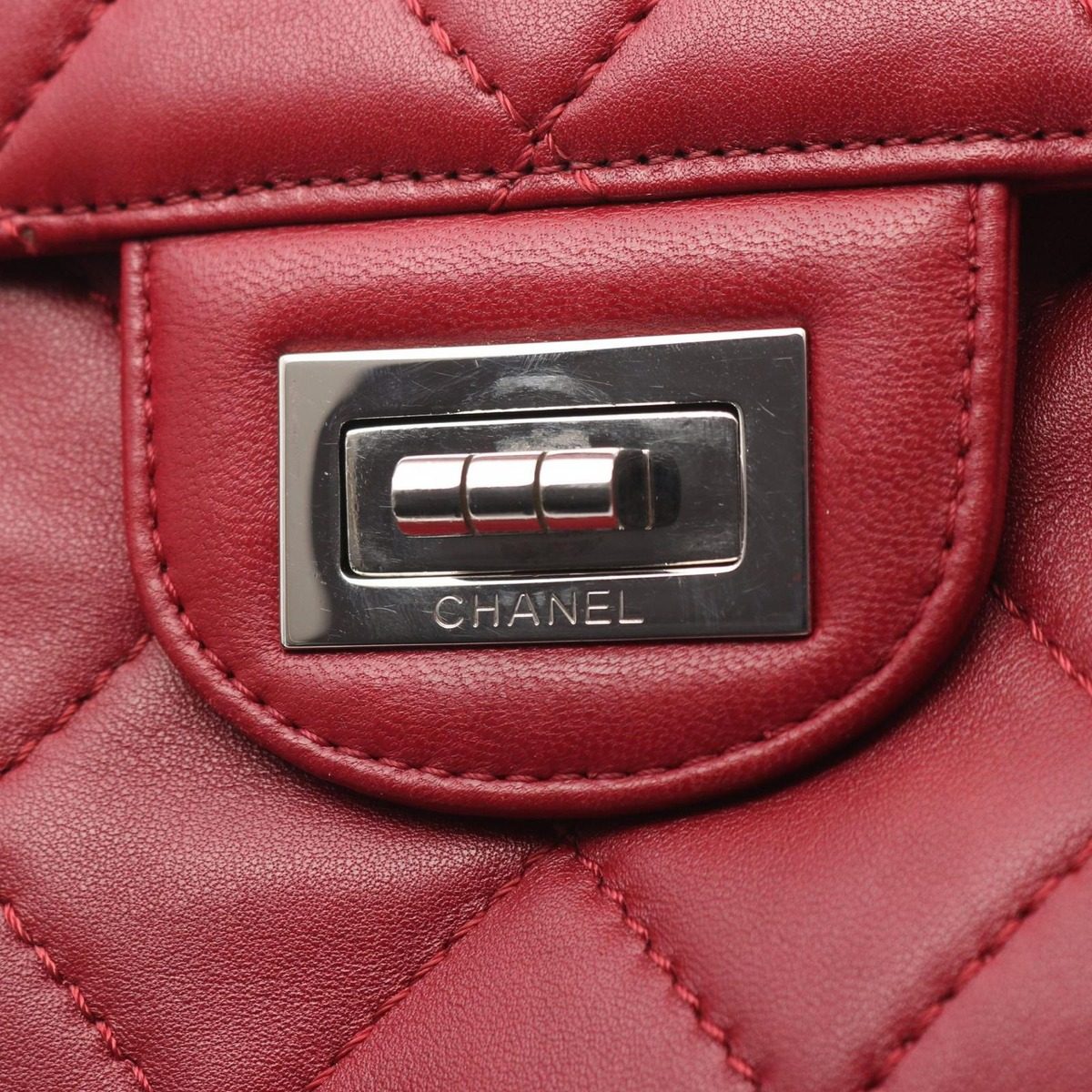 Chanel Shoulder Bag Quilted Red Lambskin 2.55 Chain — view 9
