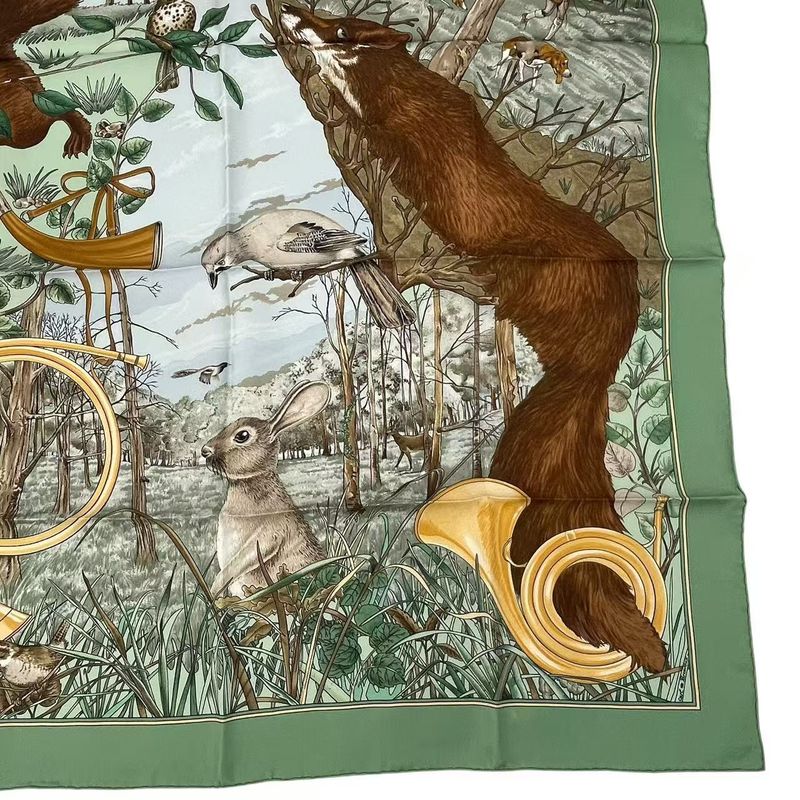Hermes Carre 90 Chasse Au BOIS Hunting In The Woods Scarf Silk Green