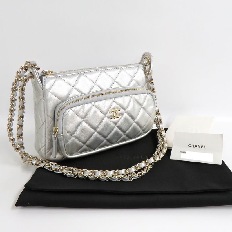 Chanel Chain Clutch Bag Iridescent Metallic Lambskin Silver - Ap4349