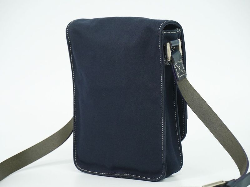 Authentic Fendi Canvas Shoulder Bag Pochette Navy 16071 Bag Pre-owned [follow-up