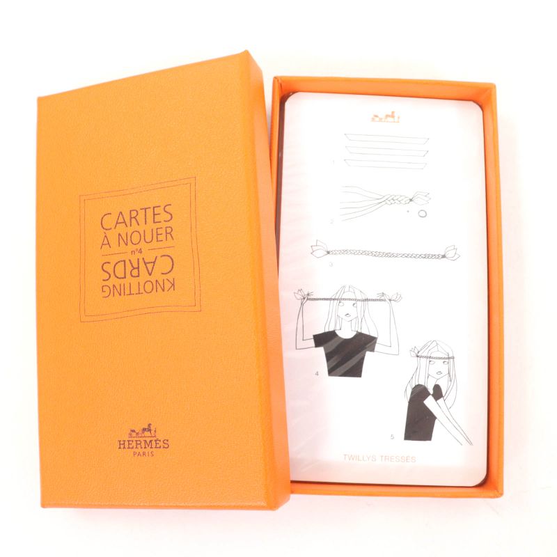 Hermes Brides De GALA Brides De Gala Ceremonial Maitre D' 100% Silk Scarf Red