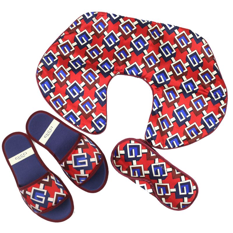 Gucci Geometric G Print Travel Set 100% Silk Eye Mask Air Pillow Slippers