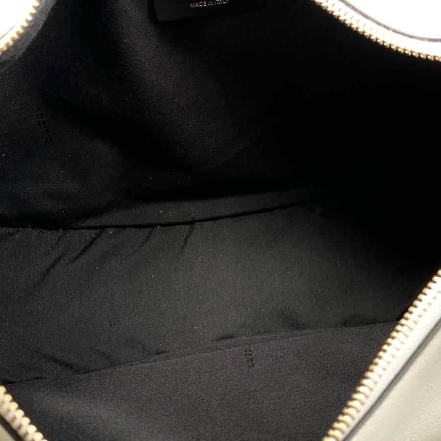 Fendi One Shoulder Bag Graffi Medium 8br799 A5DY F1hel Calf Leather White Beige