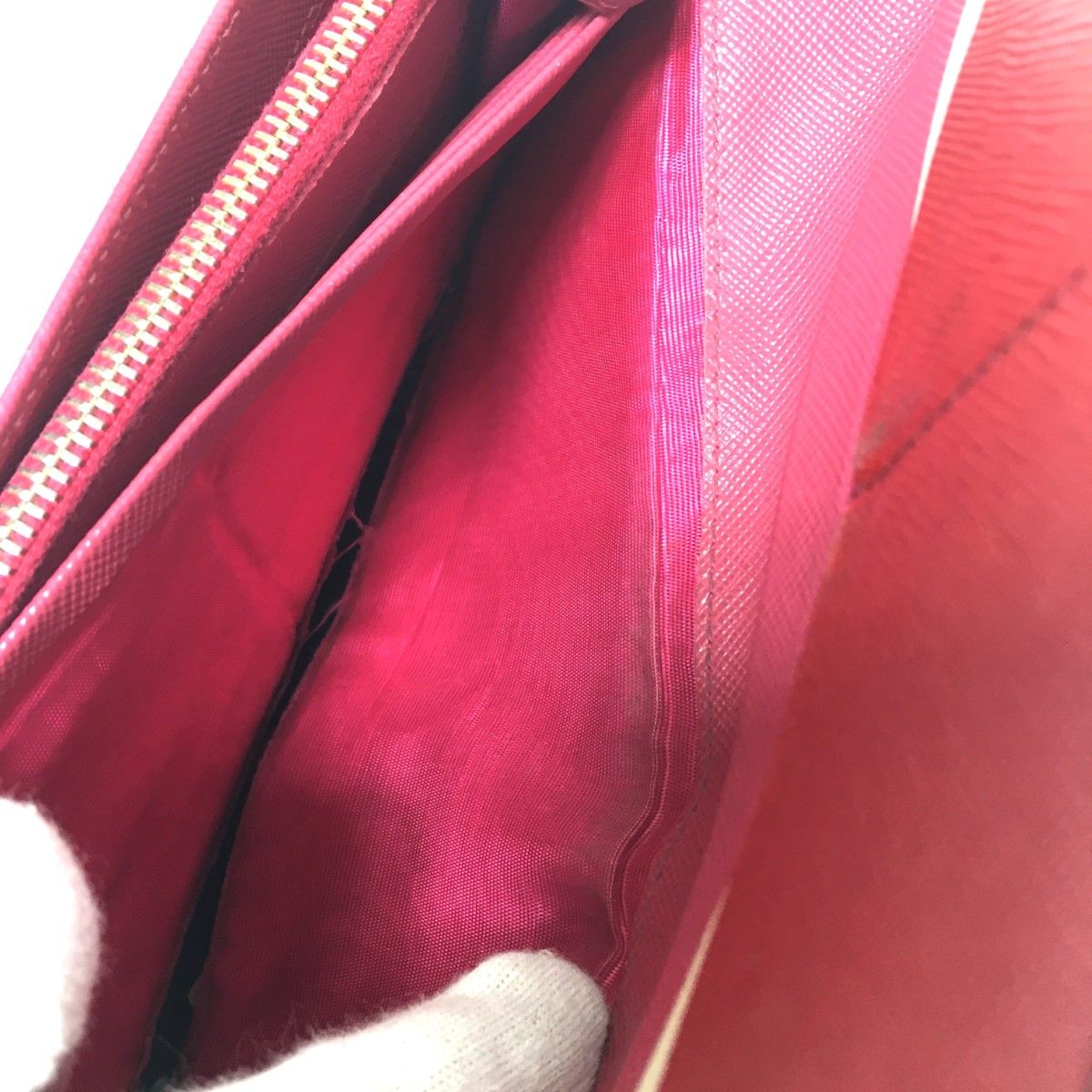 Prada Long Wallet Sapphiano 1mh132 Bicolor There Is a Feeling of Use