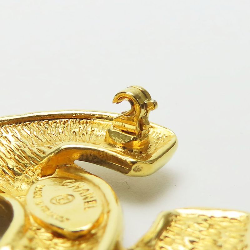 Chanel Brooch Matelasse Stitching Coco Mark Metal Gold Plated Accessory Small