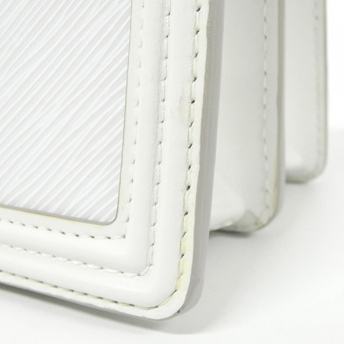 Louis Vuitton Epi Dauphine Mini Shoulder Bag — view 4