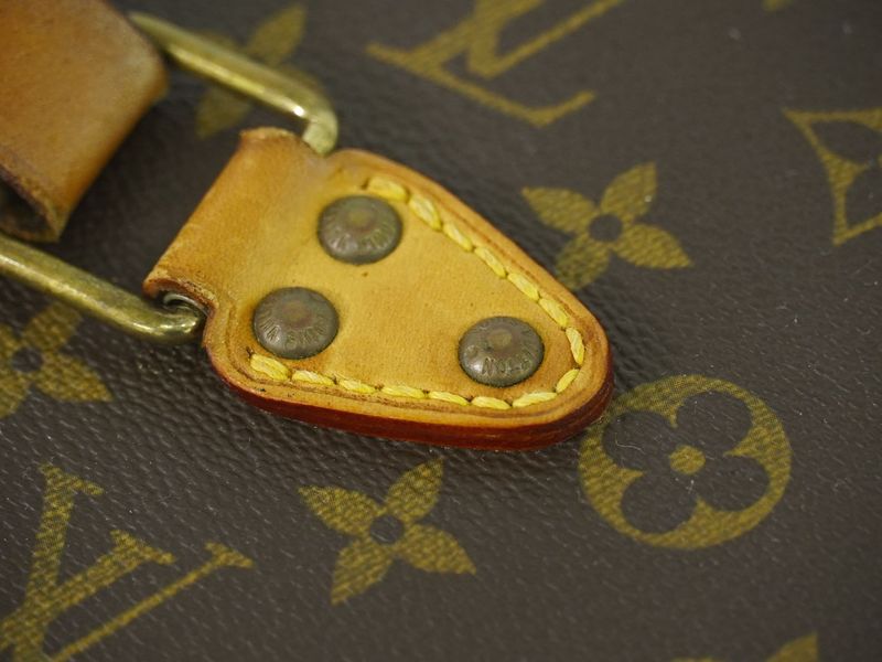 Authentic Louis Vuitton LV Bois Bouteille Monogram Makeup Box Vanity Case Brown