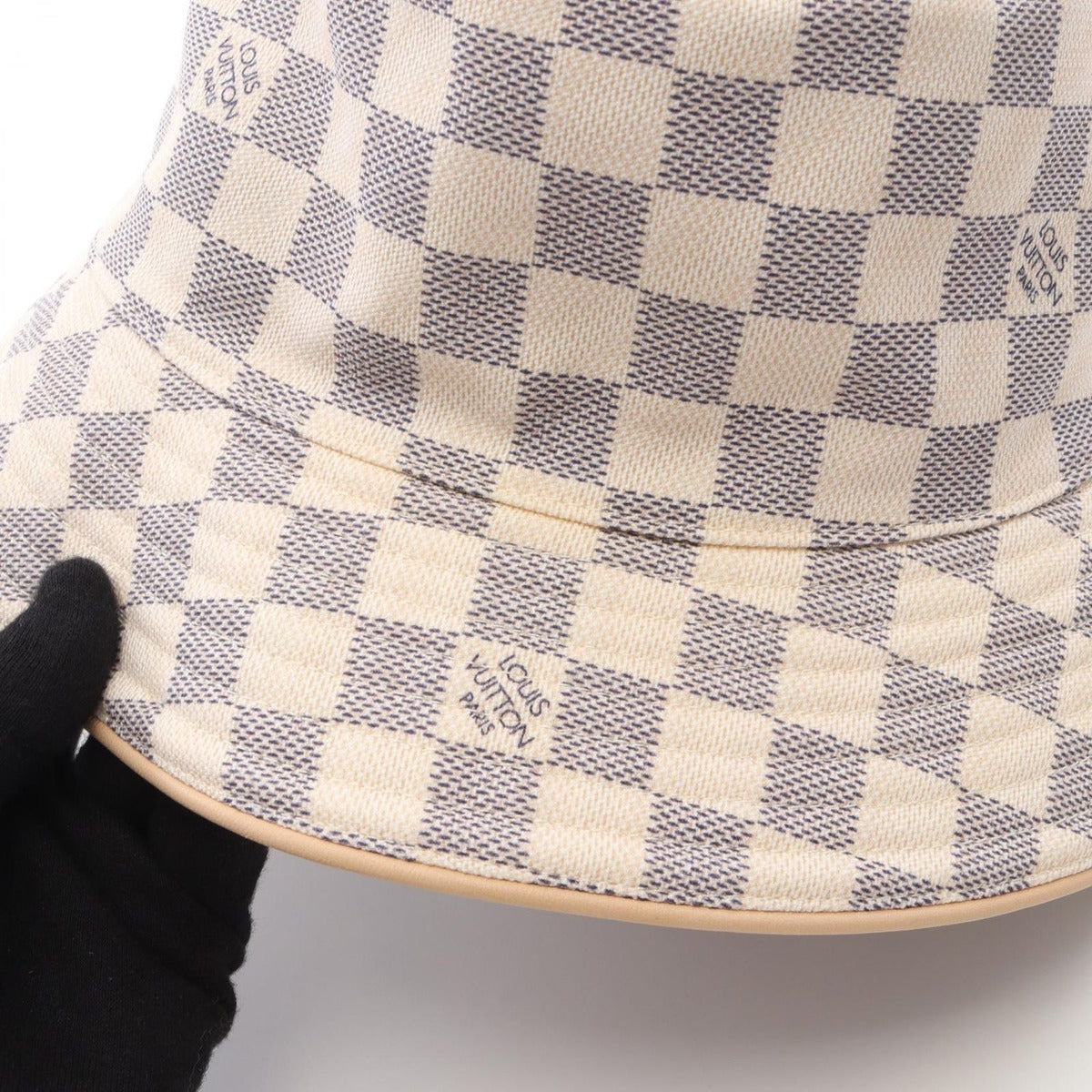 Louis Vuitton Hat Bob Damier Azur — view 9