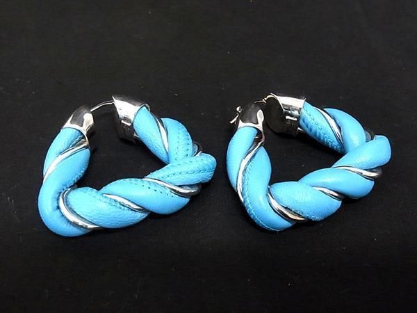Bottega Veneta Leather × Sv925 Twisted Triangle Earrings Light Blue × Silver