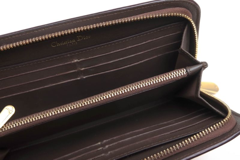 Christian Dior Wallet Women Leather Genuine Leather Beige S02710trl Dior Iss Imo