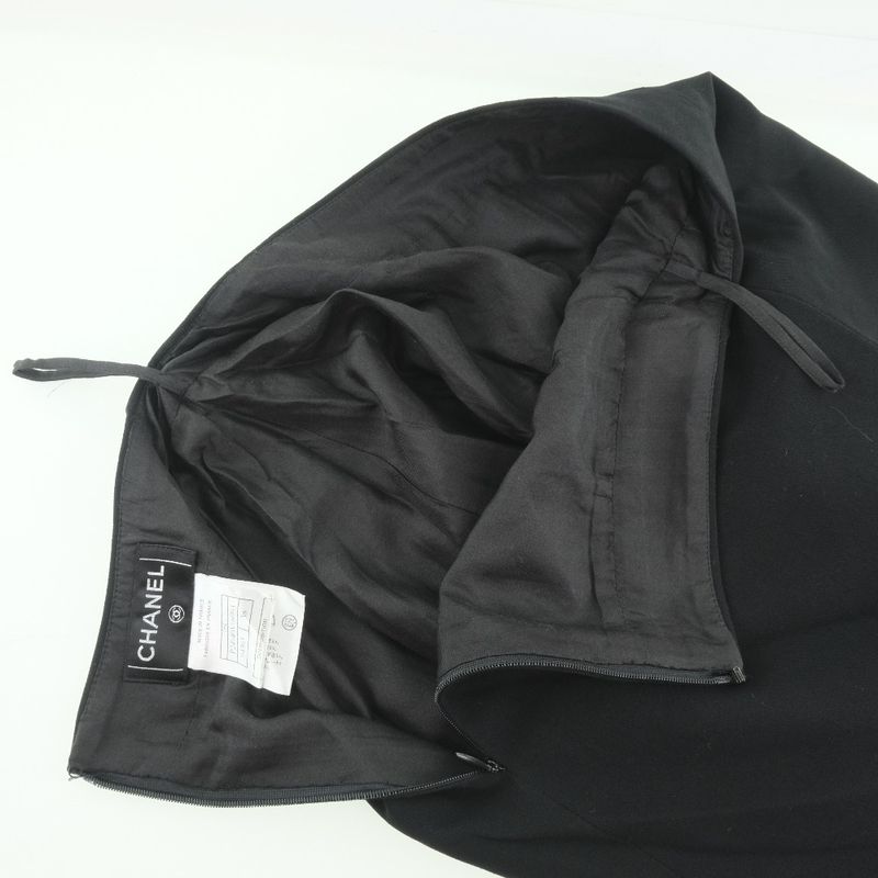 Chanel P24940v08903 Wool Black Women's Skirt
