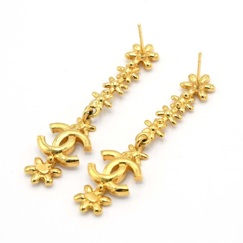 Chanel Coco Mark Flower Rhinestone Earrings I23/a Flower Gold Color H18867