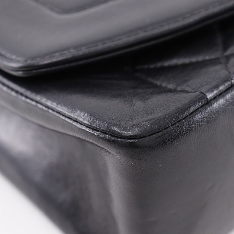 Chanel Diana 22 Chain Shoulder Matelasse Vintage A01164 Lambskin Black Ladies