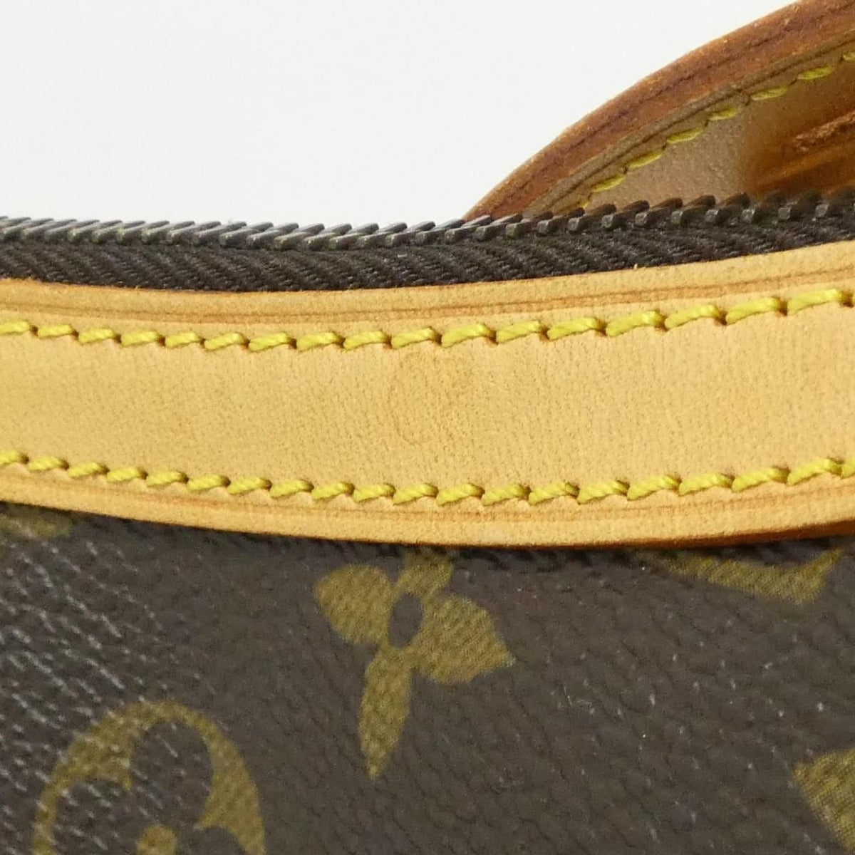 Louis Vuitton Vintage Monogram Thuraya GM Shoulder Bag — view 5