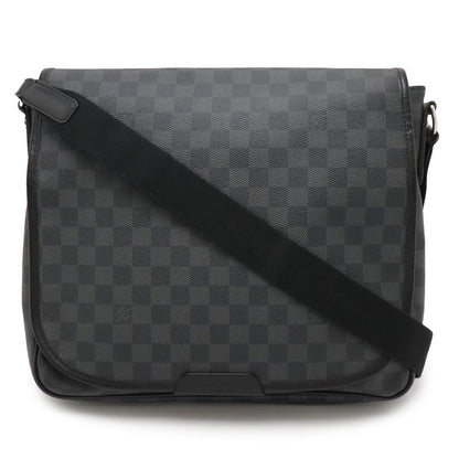 Louis Vuitton Damier Graphite Daniel MM Messenger Bag Shoulder Crossbody