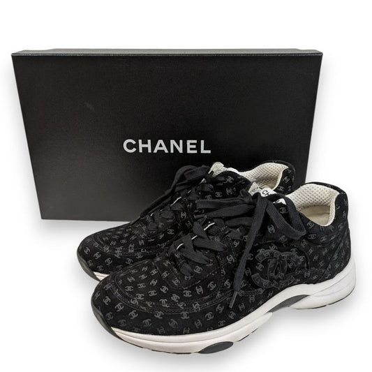 Chanel Coco Mark Print Suede Sneakers Size 42 22AW
