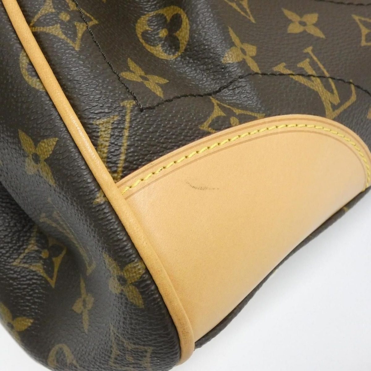 Louis Vuitton Monogram Beverly Mm Shoulder Bag — view 4