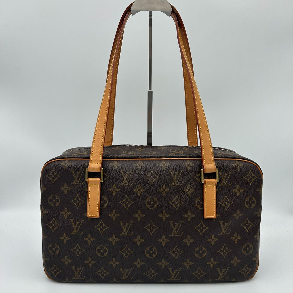 Louis Vuitton Monogram Cite GM — view 2