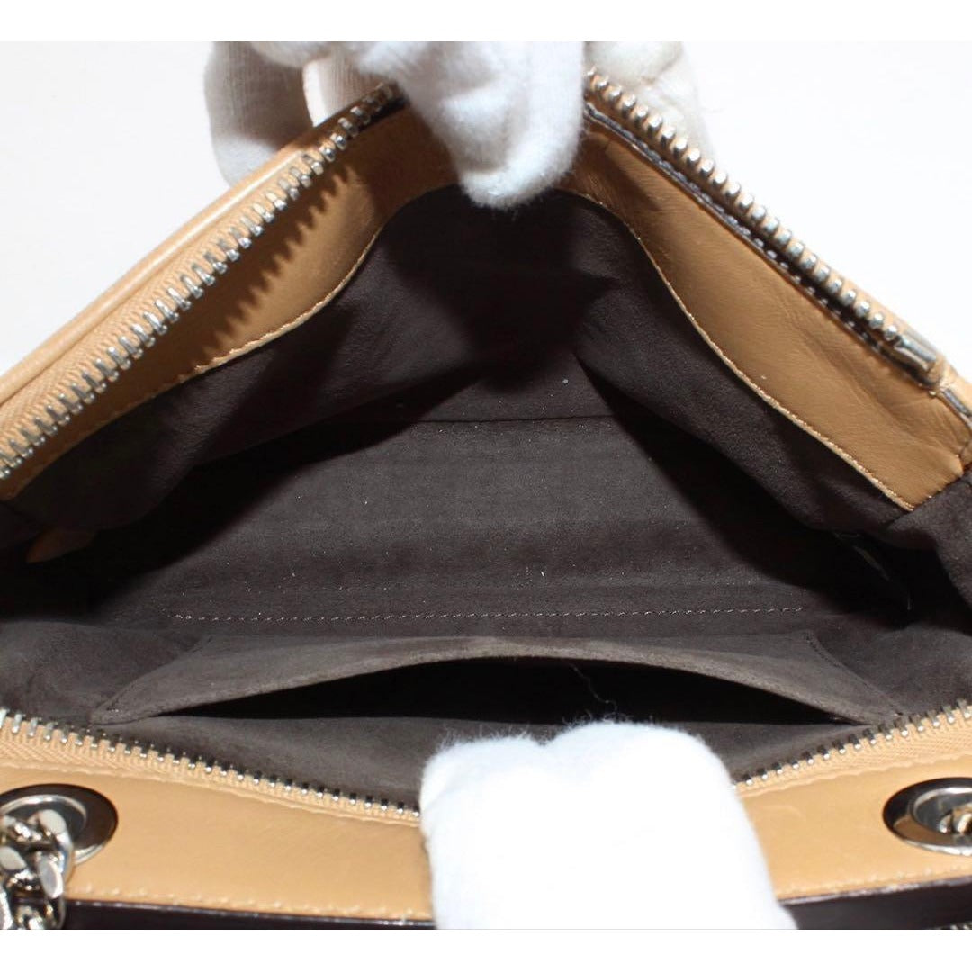 Fendi Com Click Leather Shoulder Bag — view 9
