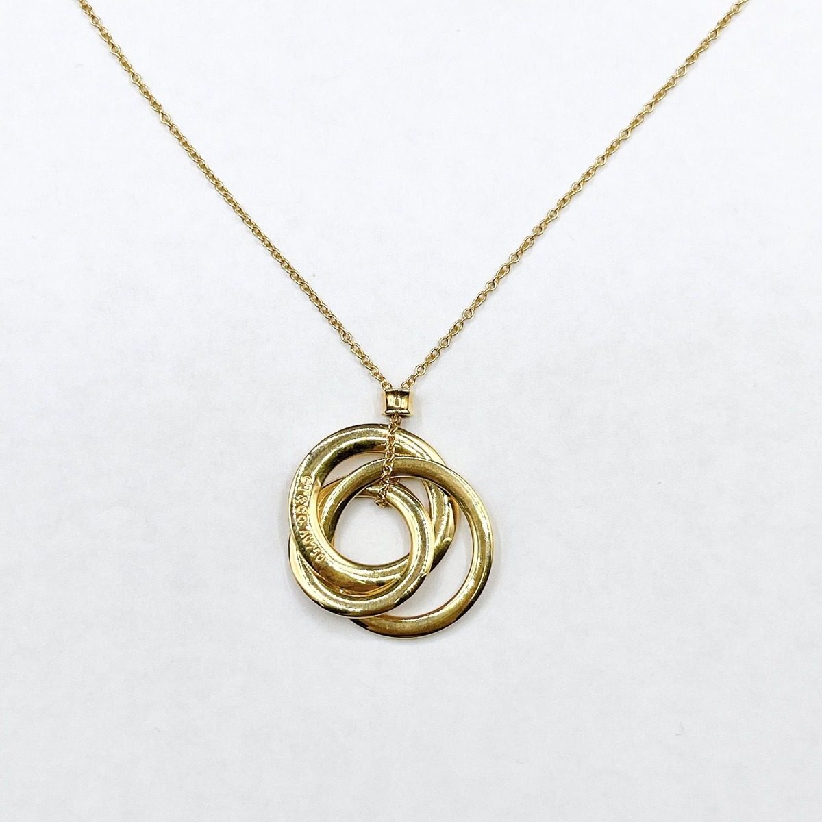 Tiffany & Co Interlocking Circle Yellow Gold Necklace 44 cm — view 10