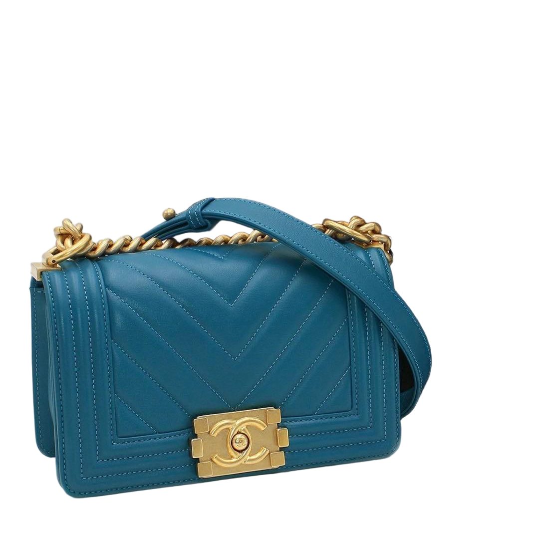 Chanel Boy Leather Chain Shoulder Bag