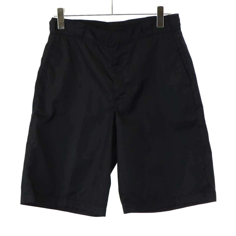 Prada Re-Nylon Logo Plate Nylon Bermuda Shorts Spg32 1wq8 Black 44