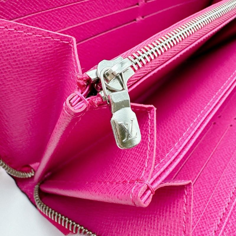 Louis Vuitton M82050 Epi Leather Long Wallet Zippy Wallet Long Wallet Louis