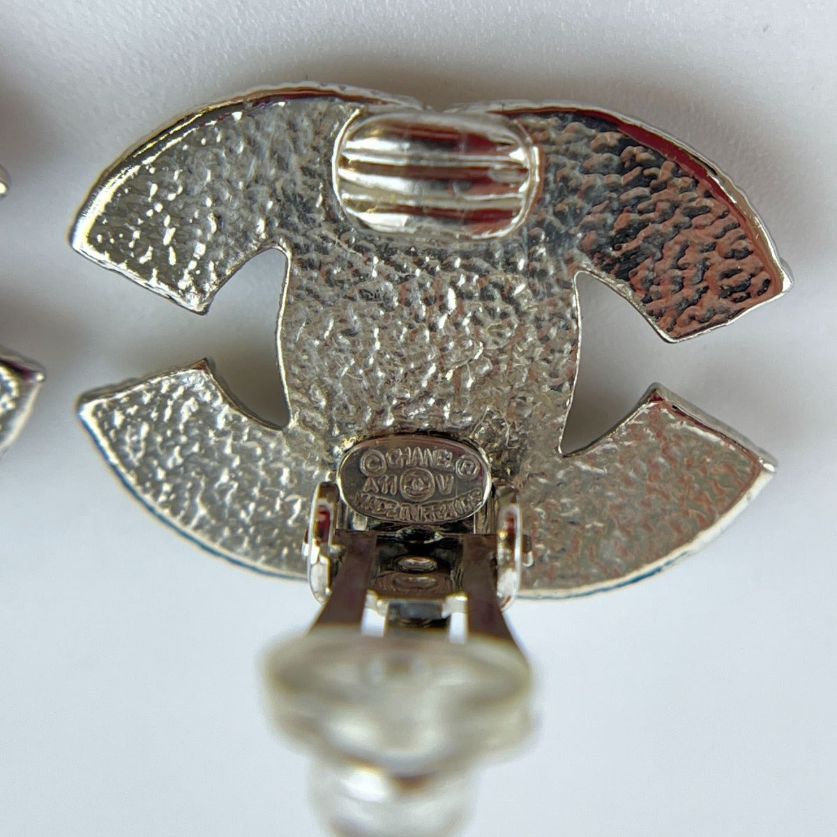 Chanel CC Logo Rhinestone Earrings Silver Vintage — view 8