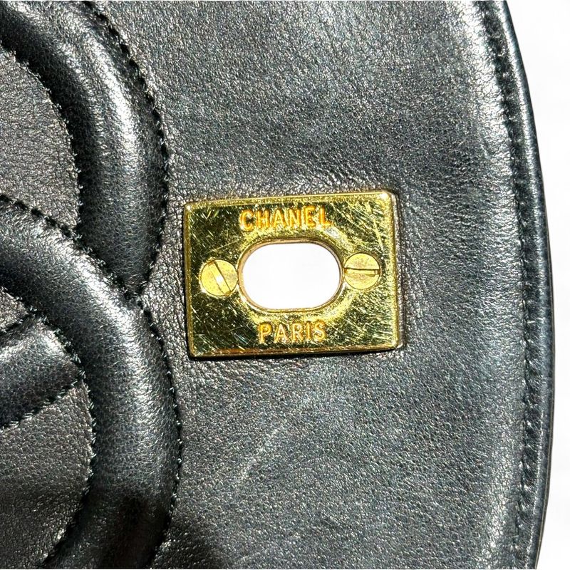 Chanel 2xxxxx 1980's Vintage Lambskin Matelasse Shoulder Bag Women Black -
