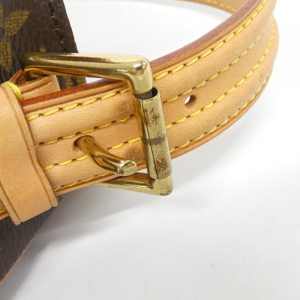 Louis Vuitton Monogram Viva-Cite MM Shoulder Bag — view 5