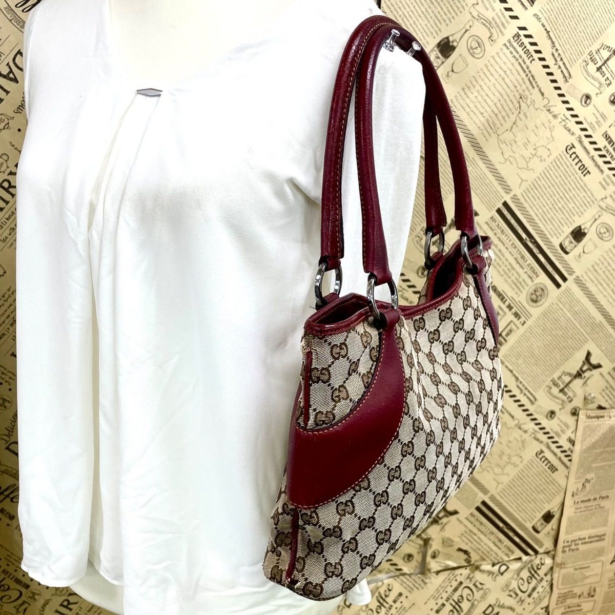 Gucci Tote GG Canvas Red Business Travel Formal — view 2