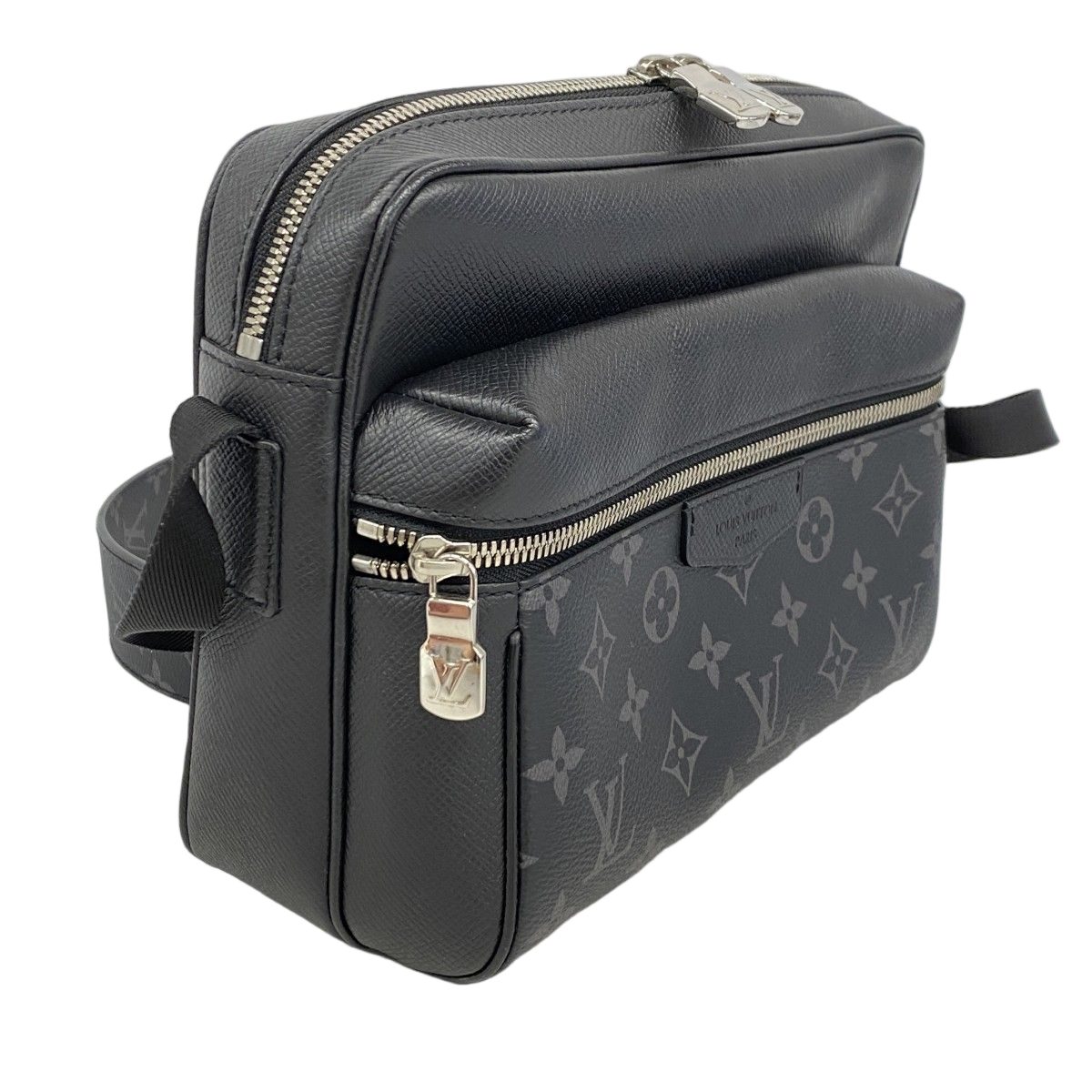Louis Vuitton Shoulder Bag Taigarama Outdoor Messenger PM Black — view 2