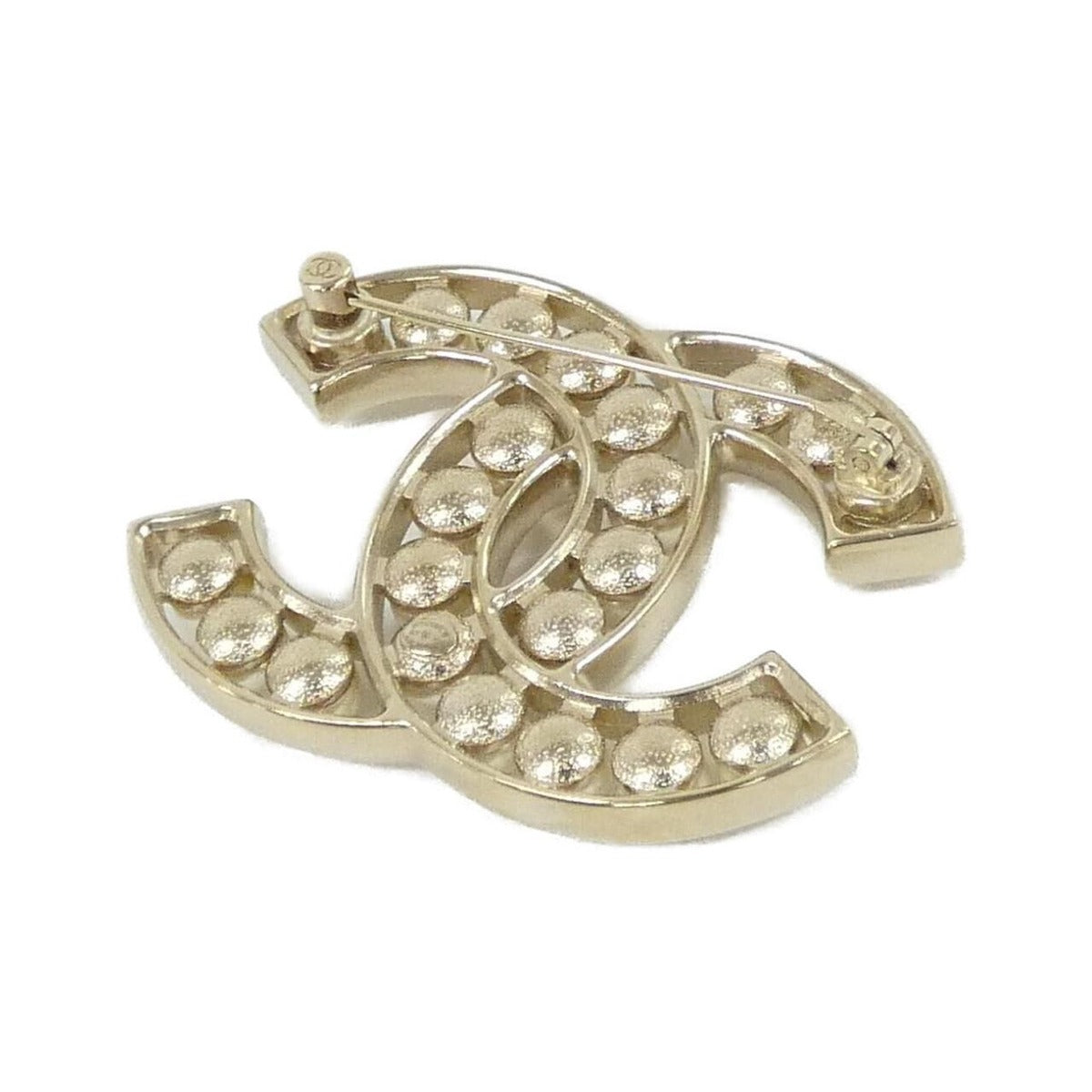 Chanel Brooch White — view 2