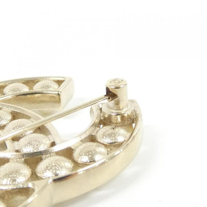Chanel Brooch White — view 3