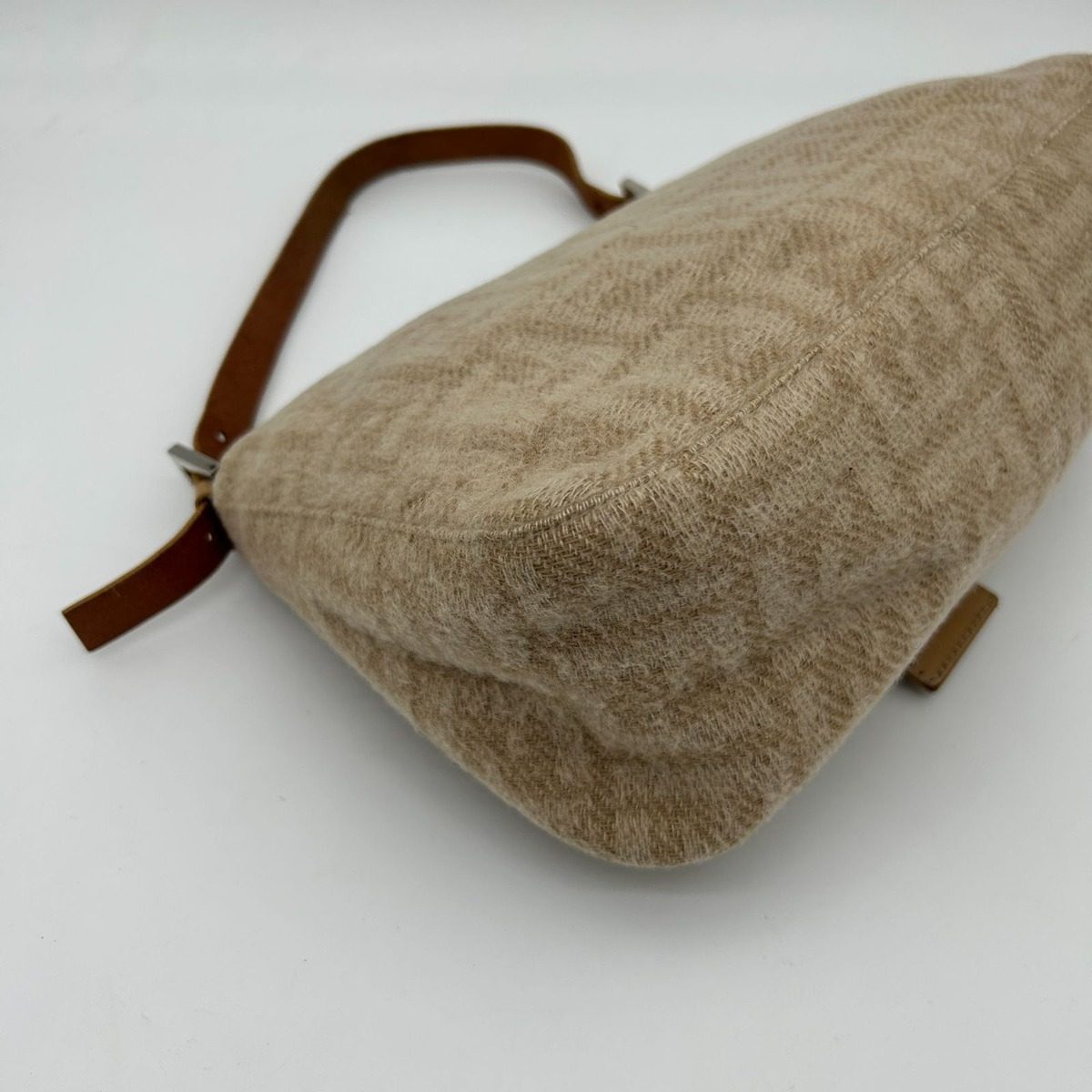 Fendi Wool Mamma Shoulder Bag Beige — view 12