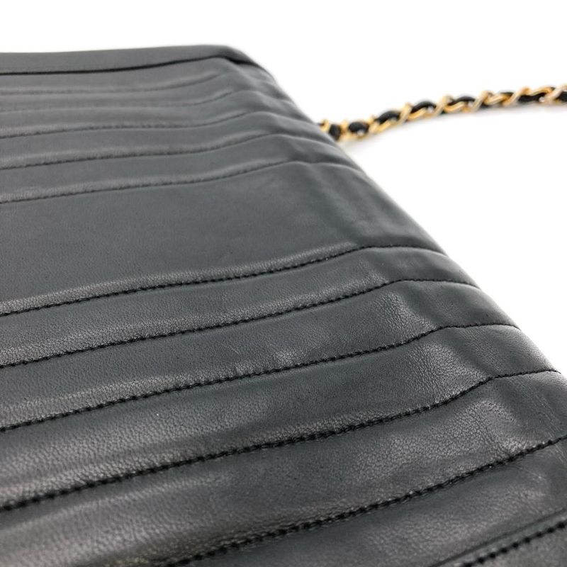 Chanel V-stitch Flap Shoulder Bag Lambskin Black