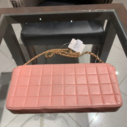 ◎ Authentic Chanel Chocolate Bar Matelasse Shoulder Bag Pink Lambskin Gold