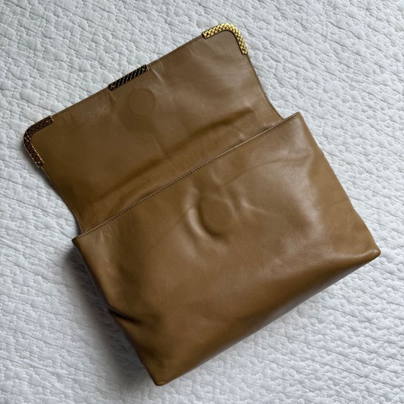 Bottega Veneta Leather Clutch Bag Beige Gold Hardware Ladies Brand Bag Party Bag