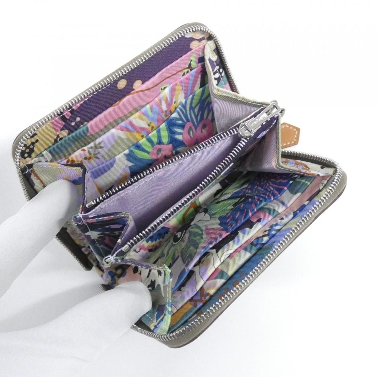 Hermes en Liberte Silk in Compact Wallet — view 4