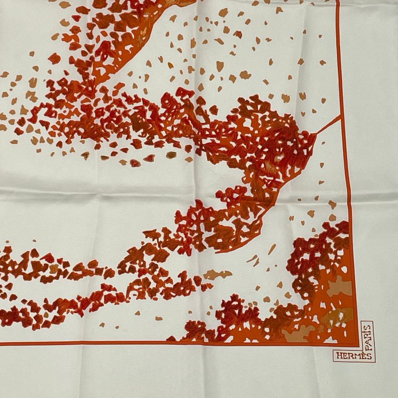 Hermes Carre 90 Trois Feuilles 3 Leaves Scarf Silk Orange