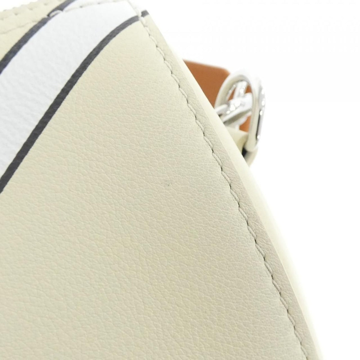 Louis Vuitton City Keepall Shoulder Bag Creme — view 4