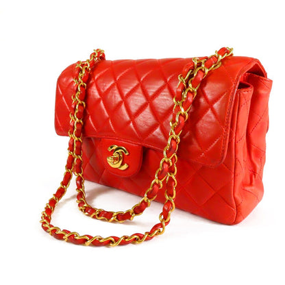 Chanel Double Face Chain Red Gold Lambskin Quilted Shoulder Bag Vintage — view 2