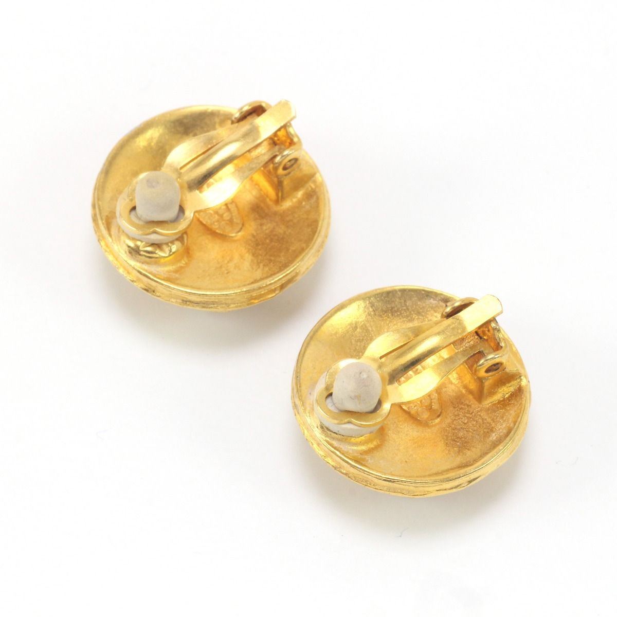 Chanel Round Coco Mark Gold