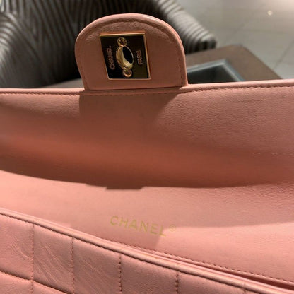 ◎ Authentic Chanel Chocolate Bar Matelasse Shoulder Bag Pink Lambskin Gold