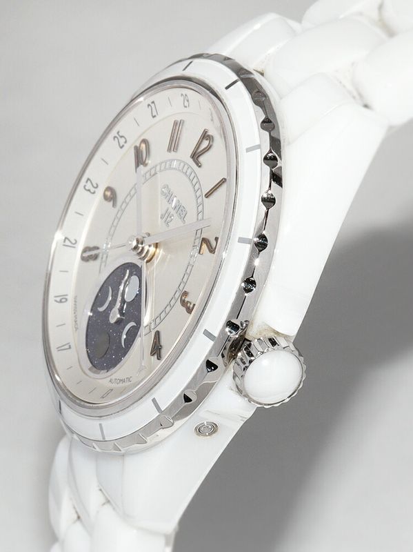 Chanel J12 38mm (150in) Fars De Lune H3404 Men's