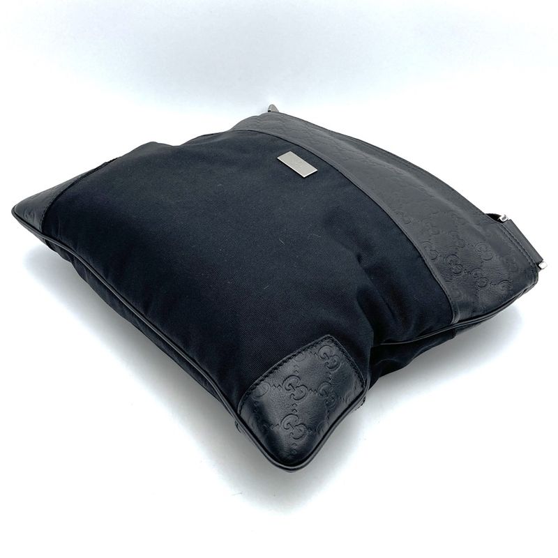 Gucci 161822 Guccissima Shoulder Bag Black Leather Women Men Fashion