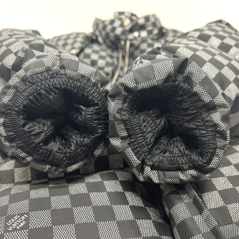 Louis Vuitton Down Coat Damier 1a5ibt Polyester Silver