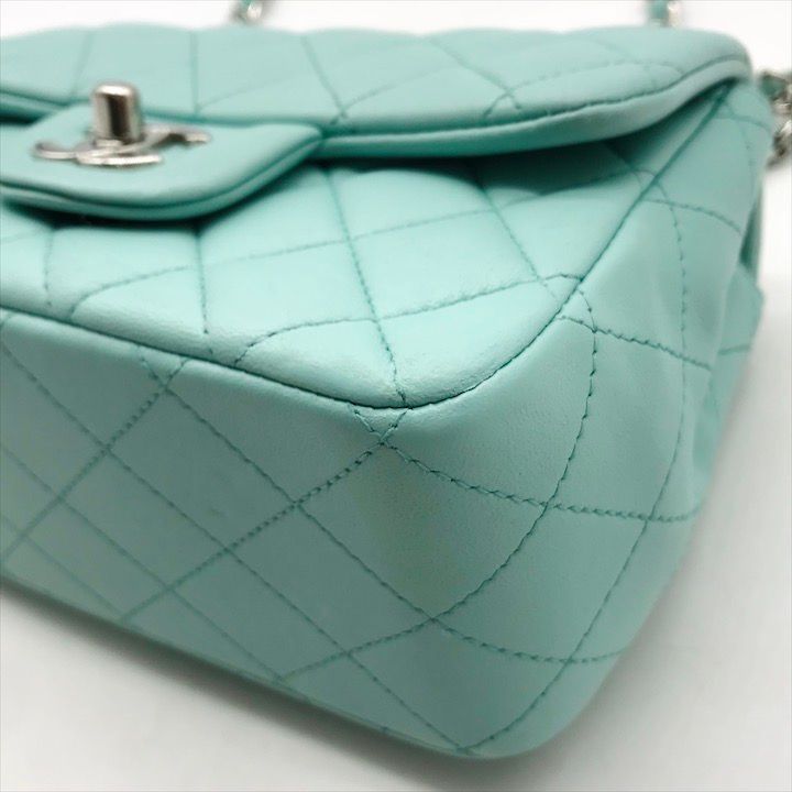 Chanel CC Logo Turnlock Lambskin Mini Quilted Chain Shoulder Bag Blue