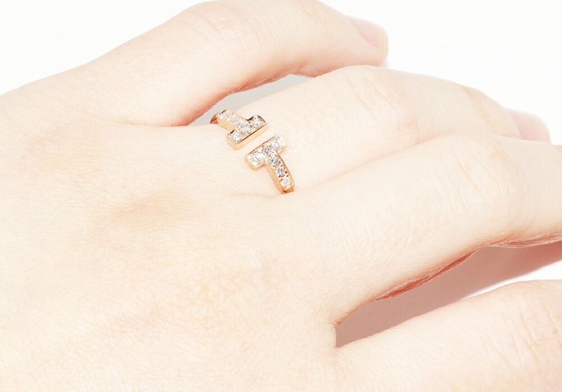 Tiffany & Co Ring 18K Pink Gold Diamond 12P (013ct) T Wire Ring