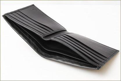 Unused Gucci Fold Wallet Leather Studded Black 387455 Ap0qn 1000